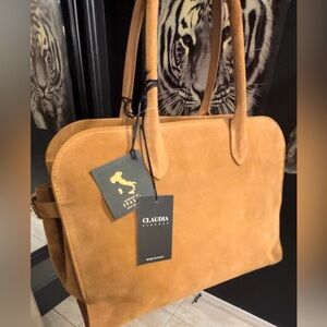 🔥🔥NWT-CLAUDIA FIRENZE VIRAL “CARAMEL”,  Made In Italy Suede MARGUAX Satchel🔥🔥